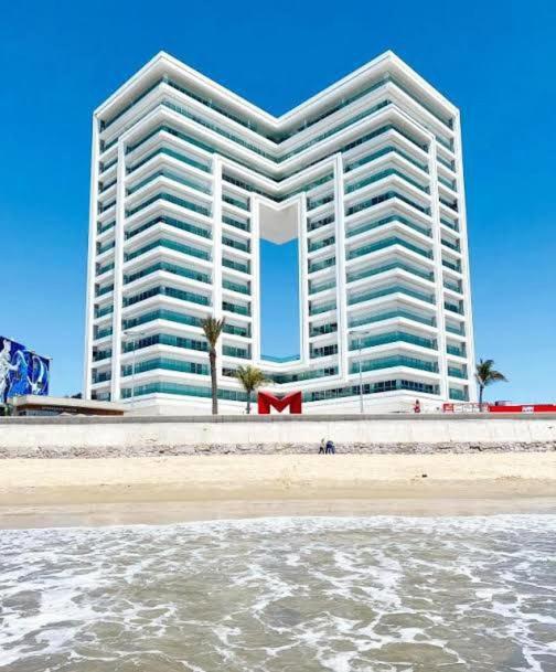 Condominio Torre Eme Frente Al Malecon Vista A La Ciudad Con Alberca Y Algo Al Mar Gimnacio Mazatlan Dış mekan fotoğraf